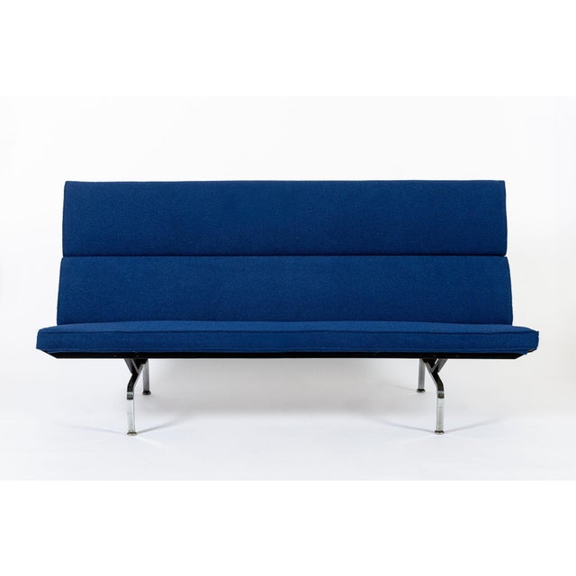 Mid-Century Modern Mid Century Blue Sofa Compact by Eames for Herman Miller 1970s For Sale - Image 3 of 10