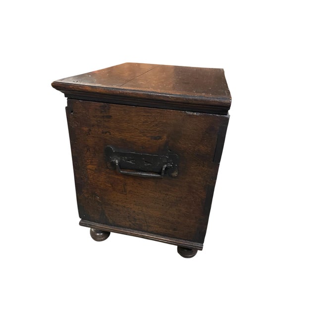 The early oak box still retains it's original pear shaped bun feet which is rather exceptional since most feet of this...