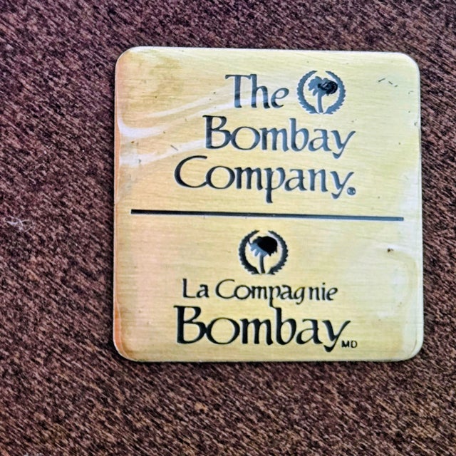 Brown Late 20th Century Bombay Company Mahogany Pedestal Accent Side / Drink Table, Tripod Stand For Sale - Image 8 of 8