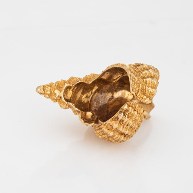 Vintage Seashell 18k Yellow Gold Cuff Cocktail Ring Size 5.5 | Chairish