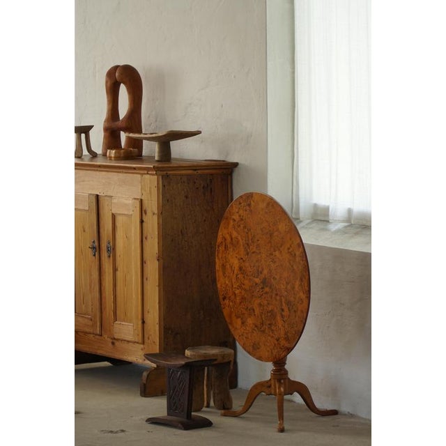 Antique Swedish Burl Wood Tilt-Top Table with Pedestal Base, Early 19th Century For Sale - Image 16 of 18