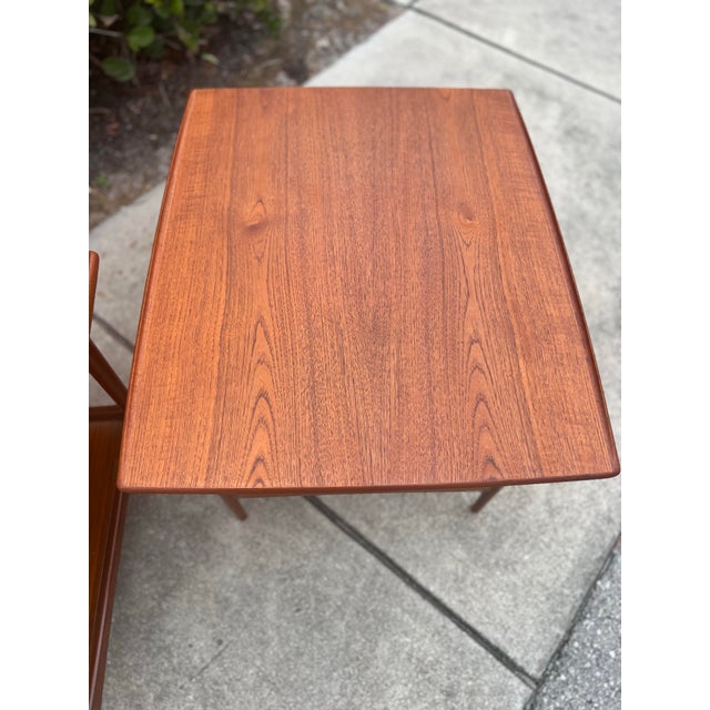Mid-Century Modern Pair of Mid Century Modern Danish Teak Surfboard Topped End/Side Tables With a Drawer For Sale - Image 3 of 11