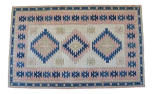 Low Pile Hand Knotted Area Rug