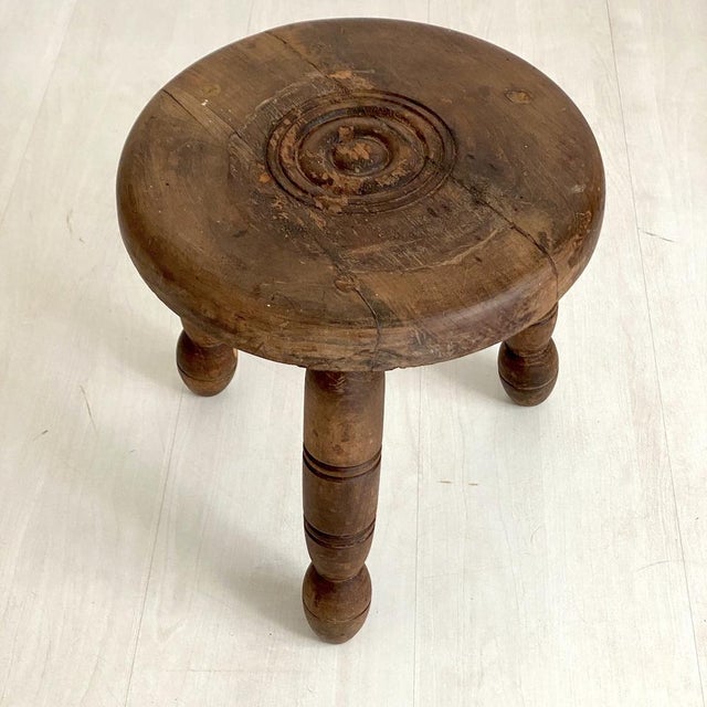 Vintage Tripod Stool, 1950s, in Good conditions. Designed 1950 to 1959