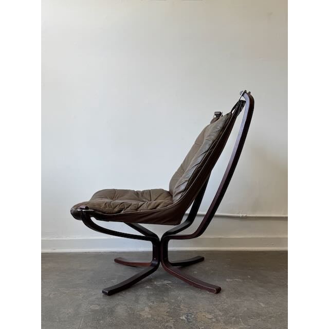 Mid-Century Modern 1970s "Falcon" Chair Attributed to Sigurd Ressell for Vatne Möbler For Sale - Image 3 of 11