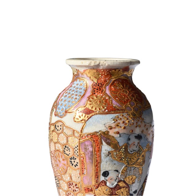 Japanese Petite Satsuma Moriage Vase For Sale In San Diego - Image 6 of 7