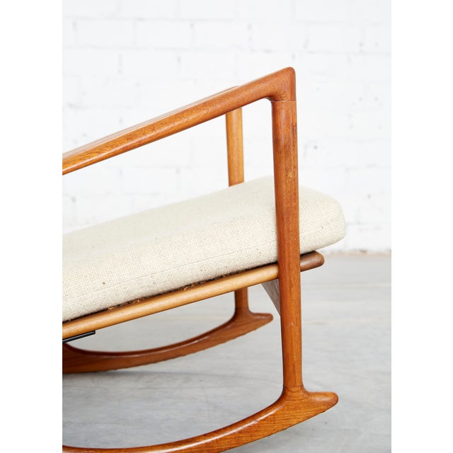 Model 650-15 Rocking Chair by Ib Kofod-Larsen for Chr. Linneberg Møbelfabrik, 1960s For Sale - Image 11 of 18
