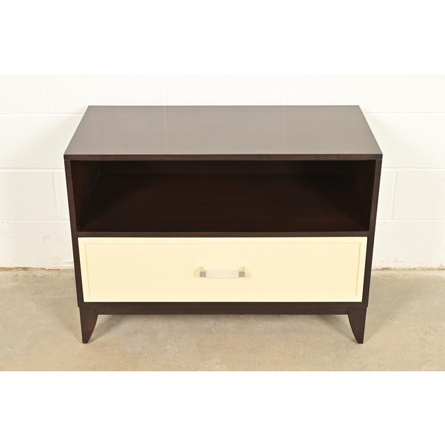 Mid-Century Modern Kindel Furniture Modern Hollywood Regency Cabinet or Bedside Chest For Sale - Image 3 of 12