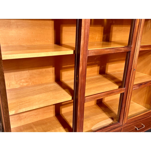 Restored American of Martinsville Dania Bubble Glass China Cabinet Display Shelving by Merton Gershun For Sale - Image 13 of 13