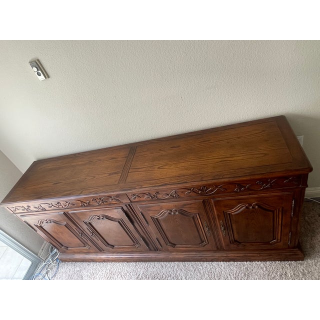 Baker Furniture Company Vintage Baker Furniture French Provincial Carved Oak Sideboard Buffet Hutch Cabinet For Sale - Image 4 of 7