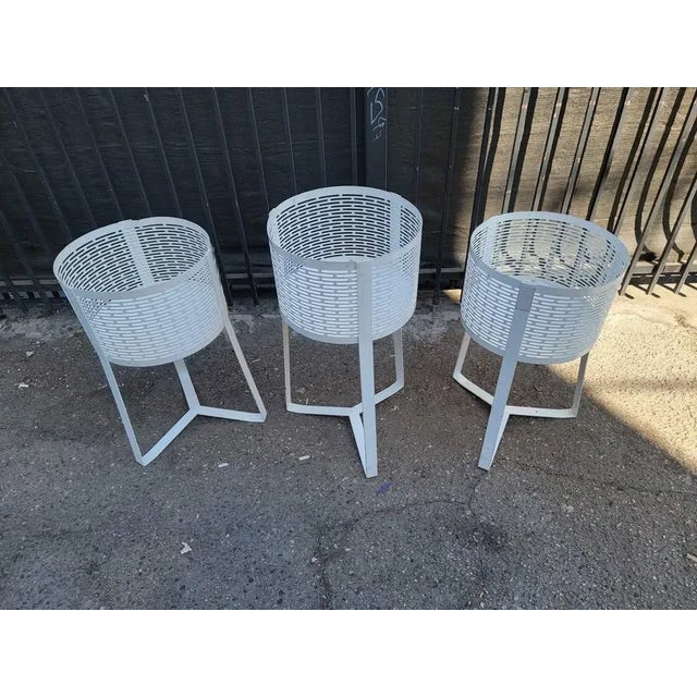 1970s Mid Century Modern White Metal Baskets - Set of 3 For Sale - Image 4 of 18