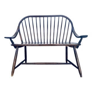 Vintage Hale of Vermont Windsor Prosper's Bench or Settee . For Sale