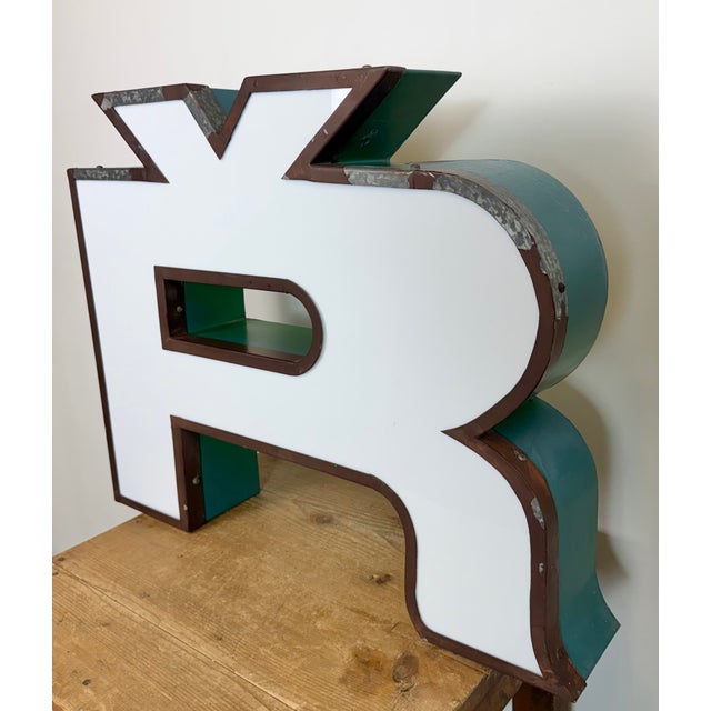 Mid-Century Modern Large Vintage Illuminated Advertising Letter Ř, 1960s For Sale - Image 3 of 18
