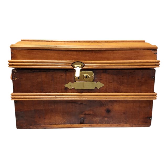 Mid 19th Century Victorian Keepsake Chest For Sale