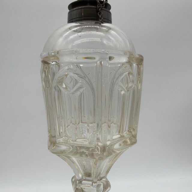 Early 19th Century 1850s Gothic Arch Pressed-Glass Oil Lamps, Attributed to Boston & Sandwich, - Pair For Sale - Image 5 of 18