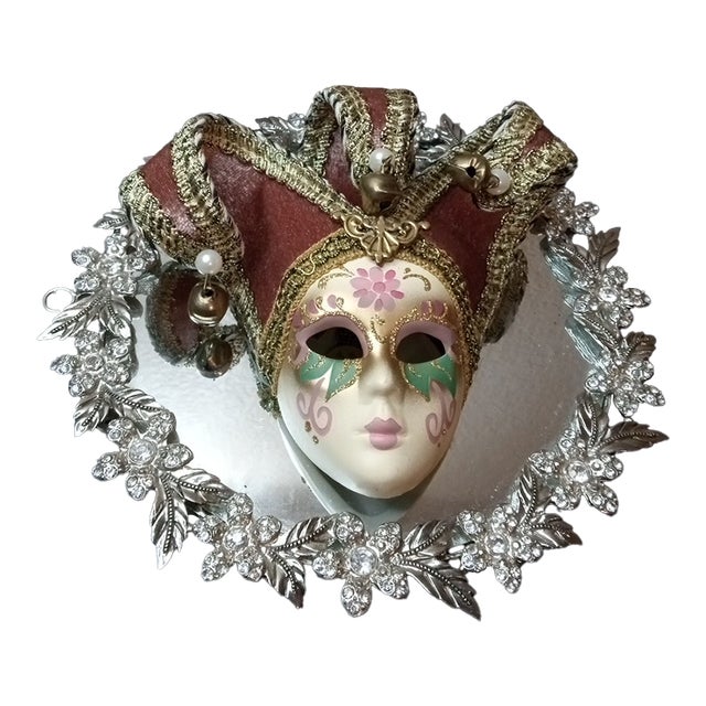1980s Gorgeous Hand Painted Decorative Venetian Mask Made in Italy For Sale