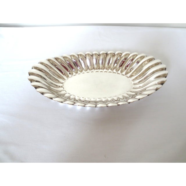 1970s Kent Silversmiths Silverplate Bread Serving Tray For Sale - Image 5 of 7