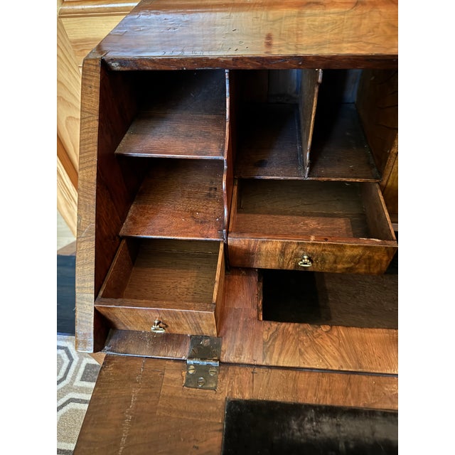 George III Mahogany Desk Circa 1780-1800 For Sale In New York - Image 6 of 10