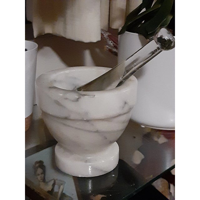 Mid Century Marble White and Gray Mortar and Crystal Pestle For Sale In Atlanta - Image 6 of 8