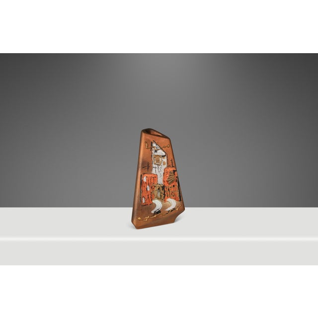 Introducing a hand-crafted studio vase custom made and produced by British firm Rosebud Designs in the early 1980's....