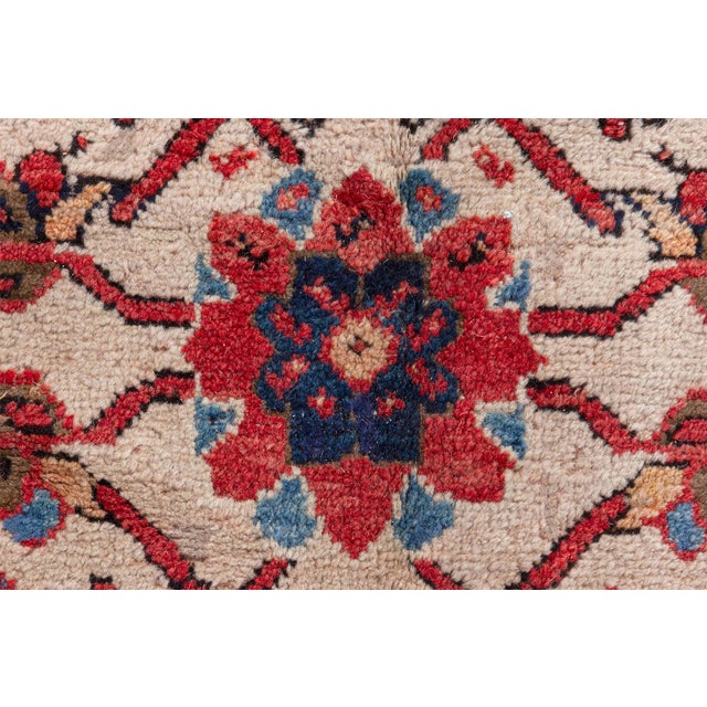 This exquisite antique Persian Sultanabad rug from Doris Leslie Blau Collection is a masterpiece of intricate...