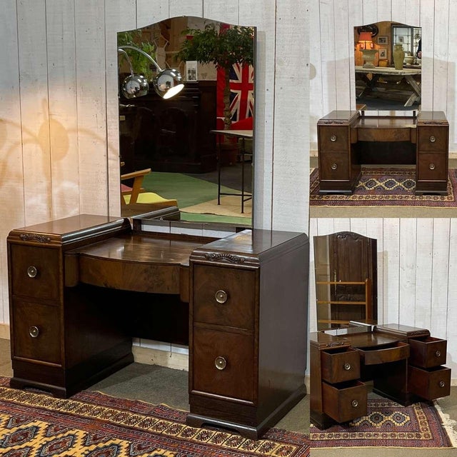 English art deco dressing table in walnut from the 1930s. W=1m08, H=1m46, D=49cm.