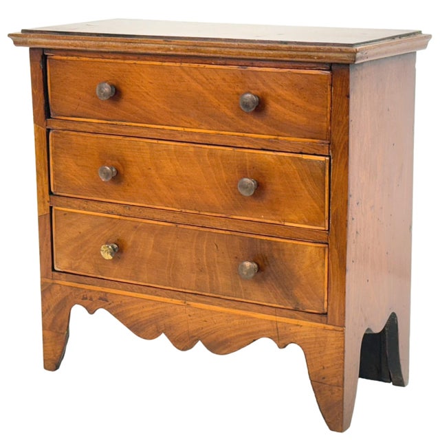 Georgian Mahogany Miniature Chest of Drawers, 1790s For Sale - Image 11 of 11