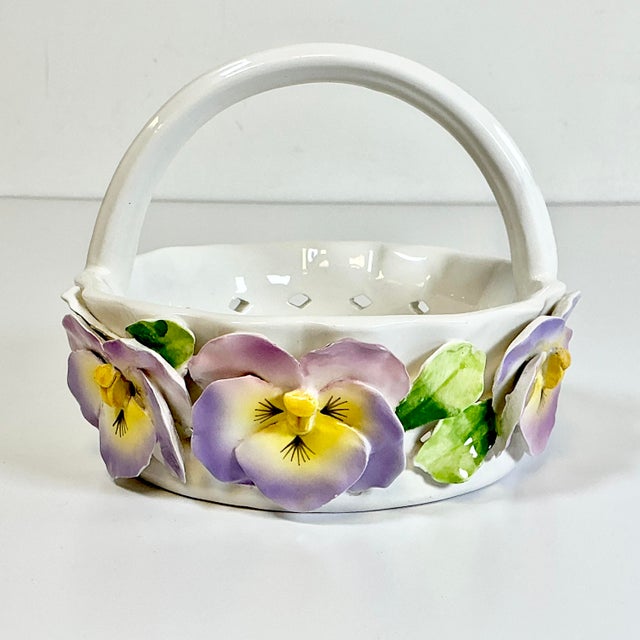 Hollywood Regency 1980s Vintage Coastal Knife-Cut Ceramic Pansy Candy Dish With Handle For Sale - Image 3 of 12