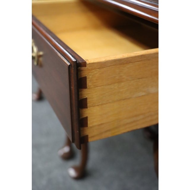 Brown Henkel-Harris Mahogany Queen Anne Nightstands – Pair For Sale - Image 8 of 14
