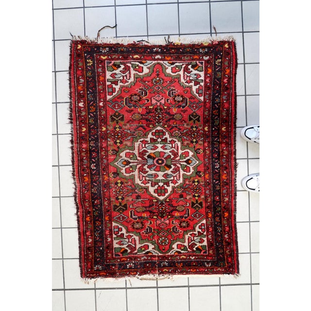 Dark Green 1920s, Antique Persian Hamadan Rug, Floral Medallion, 3 X 5 For Sale - Image 8 of 12