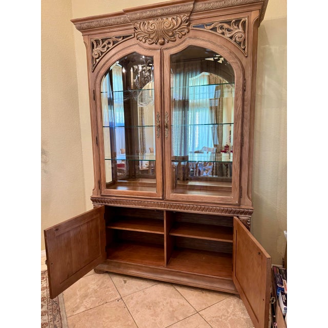 Bernhardt China Hutch For Sale - Image 10 of 12