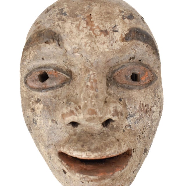 The Ogoni people, residing along Nigeria's Atlantic coast, have cultivated a unique artistic tradition centered around...