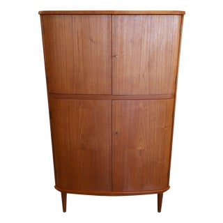 Vintage Teak Corner Cabinet by Arne Hovmand Olsen for Skovmand & Andersen, Denmark, 1960s For Sale