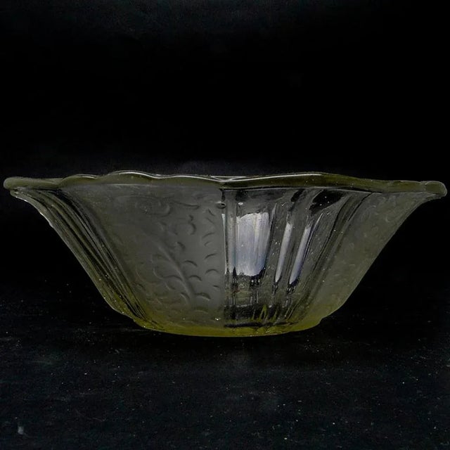 Art Deco Bowl attributed to Krosno Glassworks For Sale - Image 3 of 6