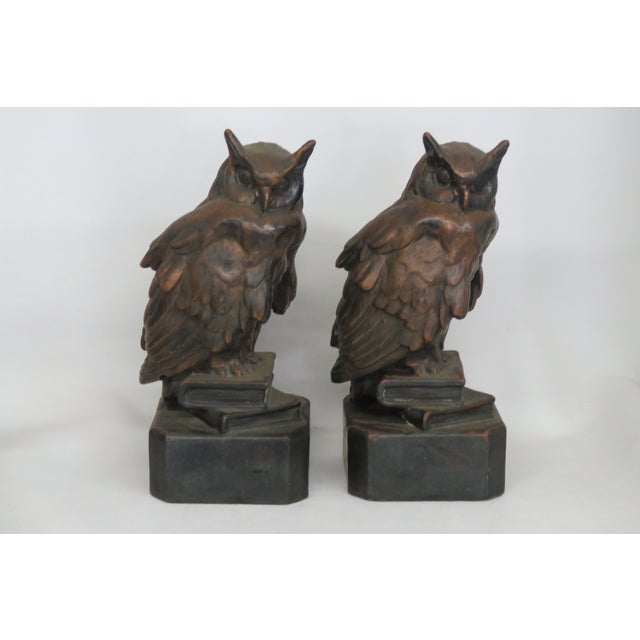 Traditional Owls Birds Standing on Books Sculpture Bookends a Pair 4679b For Sale - Image 3 of 15
