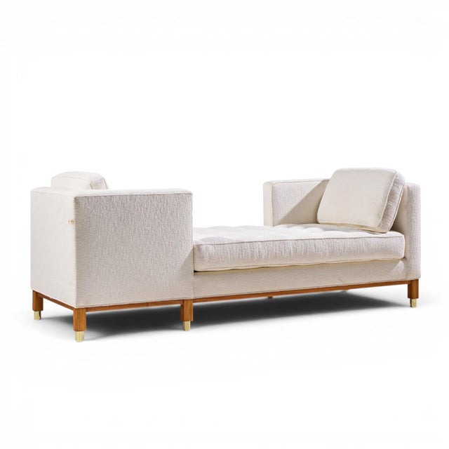 Edward Wormley for Dunbar Style Mid Century Tête-À-Tête Sofa For Sale In Chicago - Image 6 of 9