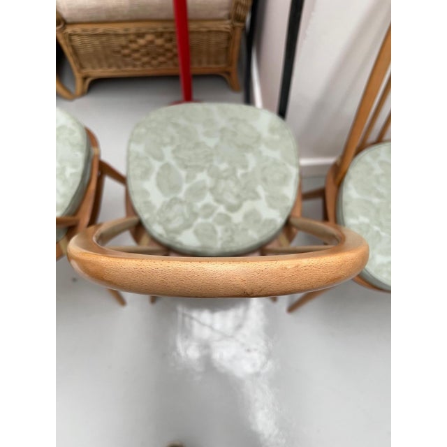 Blonde High Hoop Dining Chairs from Ercol, 1970s, Set of 4 For Sale - Image 6 of 12
