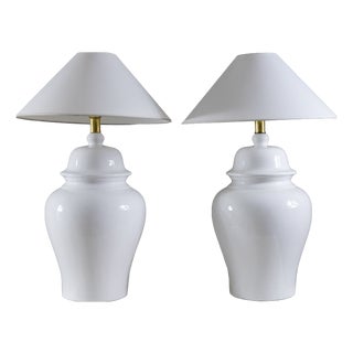White Table Lamps by Tommaso Barbi, 1970s, Set of 2 For Sale