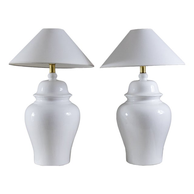 White Table Lamps by Tommaso Barbi, 1970s, Set of 2 For Sale