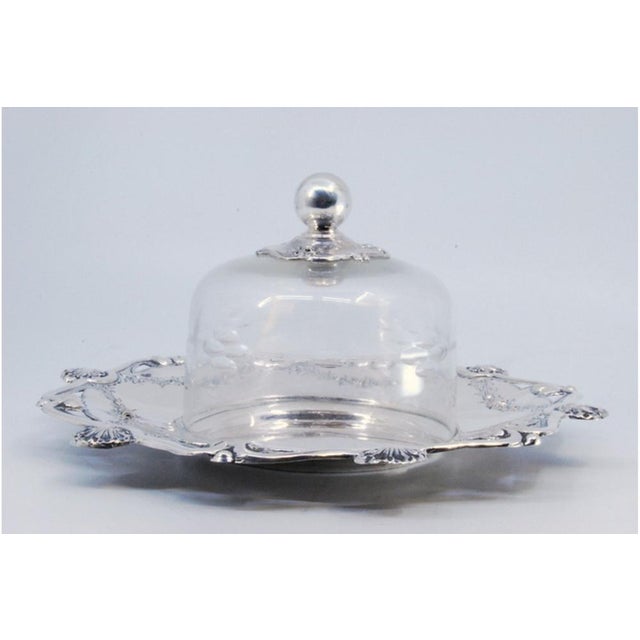 Butter Dish in Cut Silver and Lid with Cut Glass Knob, in Good conditions.