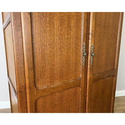French Louis XVI Wardrobe in Oak For Sale - Image 6 of 13
