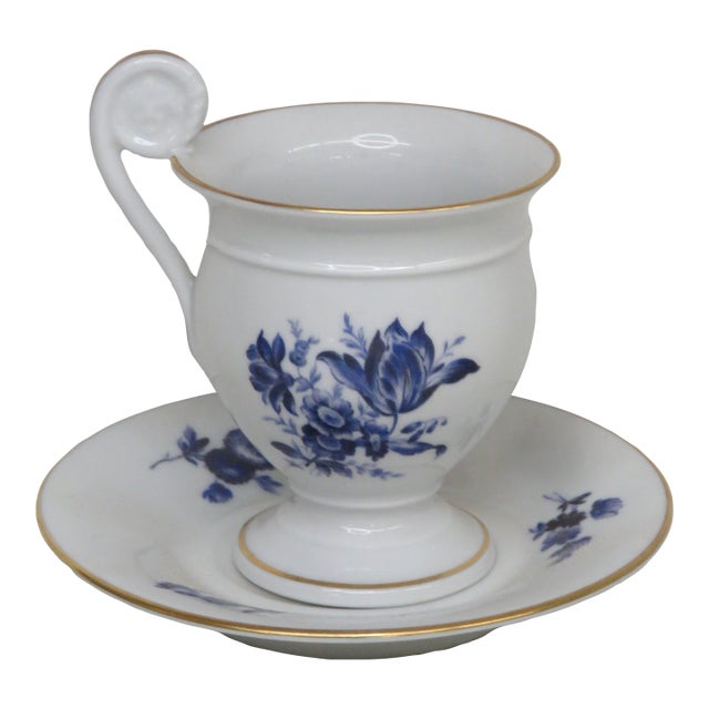 Richard Ginori Italy White Blue Floral Porcelain Coffee Cup and Saucer 4694b For Sale