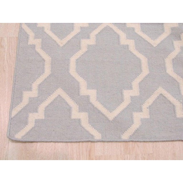 5x8 Gray Flat Weave Wool Latticed Diamond Grid Geometric Modern Carpet Rug For Sale - Image 4 of 4
