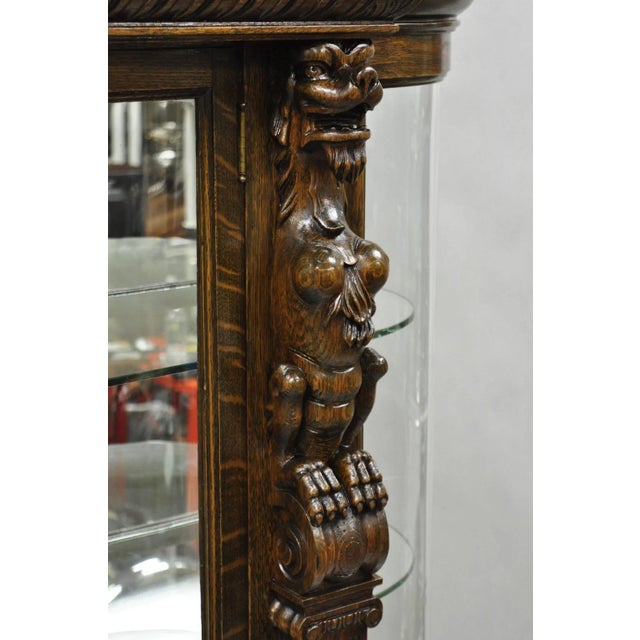 Traditional Antique American Empire Tiger Oak Curved Glass China Cabinet W/ Carved Griffins For Sale - Image 3 of 18