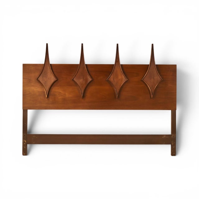 Mid-Century Modern Specialty Woodcraft Sculpted Diamond Vintage Mid Century Modern Queen Headboard C. 1960s For Sale - Image 3 of 5