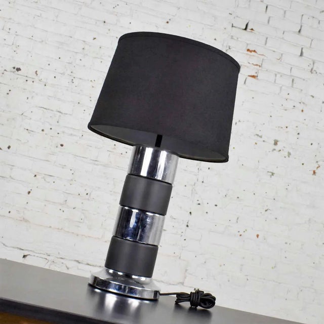 Art Deco Mid 20th Century Art Deco Style Chrome and Black Horizontal Stripe Cylindrical Table Lamp Black Shade For Sale - Image 3 of 13