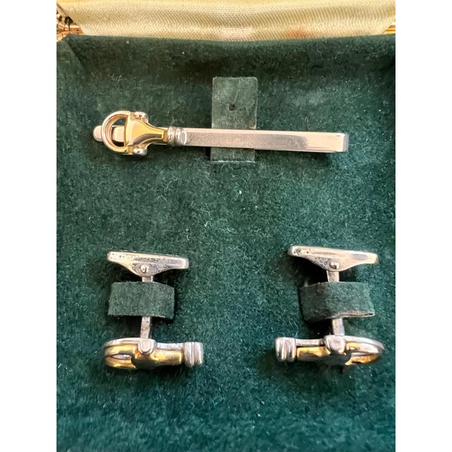 Vintage Gucci Gold Plate Cufflinks & Tie Clip “Circa 1970s” Original Gucci Green For Sale - Image 14 of 16