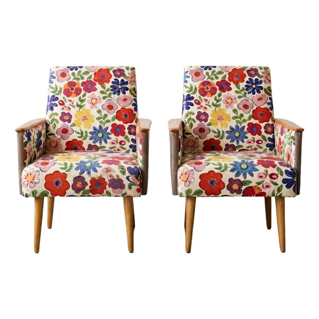 Mid-Century Modern Floral Pattern Lounge Chairs, Set of 2 For Sale