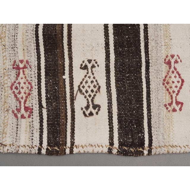1970s Vintage Handmade Wool Cotton White Brown Runner Rug For Sale In San Francisco - Image 6 of 11