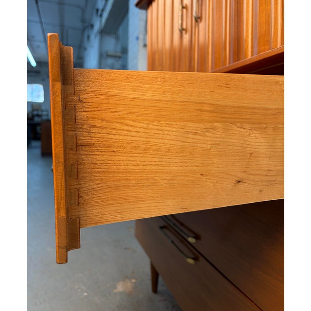 Mid 20th Century Modern Gentleman's Chest Highboy by Young Mfg., Attributed For Sale - Image 12 of 14